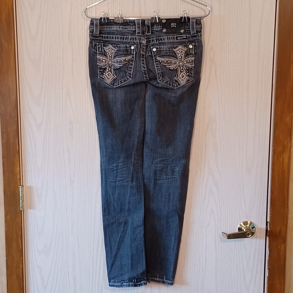 Miss Me Jeans Size 29 Faded Black Low-Rise 30Wx30L Skinny, Bedazzled, Distressed - Picture 2 of 14